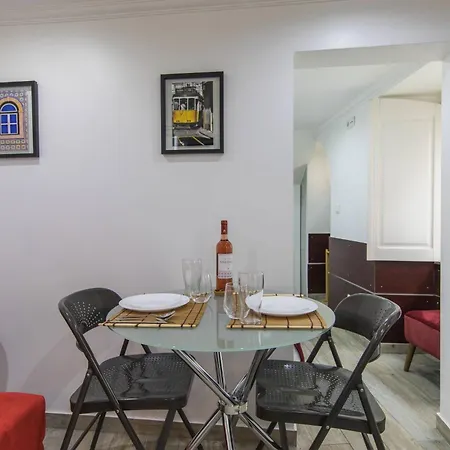 Апартаменты Panteao House In Alfama - With A/c Лиссабон