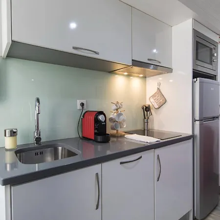 Panteao House In Alfama - With A/c Апартаменты